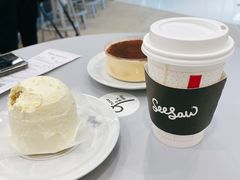 柠檬伯爵戚风蛋糕-Seesaw Coffee(上海国金中心店)