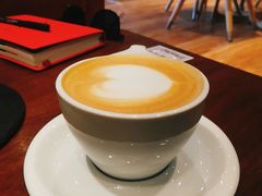 白摩卡-ZING COFFEE 镜咖啡