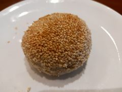 鲜肉芝麻烧饼-马凯餐厅(地安门店)