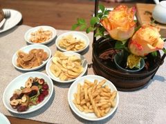 -梅间堂茶馆(绿地缤纷城店)