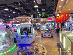 -卡通尼乐园(新达汇三林店)