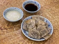 老北京炸灌肠-门框胡同百年卤煮(新街口店)