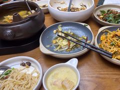 -云海肴·汽锅鸡·云南菜(天山百盛优客店)