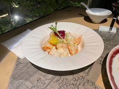 -穹六人间 people 6(岳阳路店)