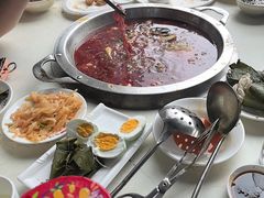 -忘情水鱼头·鲜鱼火锅(滨江中路店)