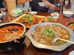 -谢老五跷脚牛肉·非遗传承店