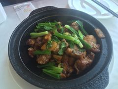 -八府香鸭·啫啫煲(华山路店)