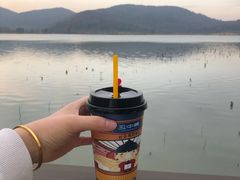 -南北湖湖光山居度假酒店