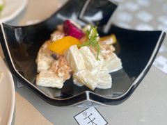 -穹六人间 people 6(岳阳路店)