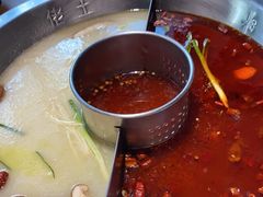 -佬土鹅肠火锅(解放路店)