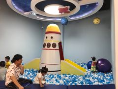 -小门牙好性格托育(北外滩中心)