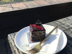 -UNI UNI(环亚凯瑟琳店)