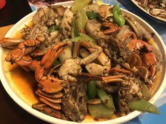 -臻鲜燕海鲜融合餐厅(金陵style店)