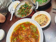 -古都历食南京菜·烤鸭·鸭血粉丝·汤包(南京博物院店)