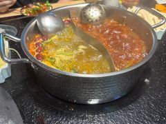 -鹿鸣山草本茶香火锅(园西路店)