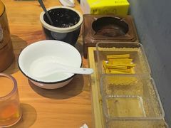 -晨皓祥人民公社铁锅炖菜(西华苑店)