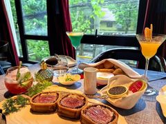 -弦月窗LUNETTE BY AMANDA(复兴路店)