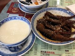 秘制酱鸡爪-赵记传承特色牛奶甜品(泉城广场店)