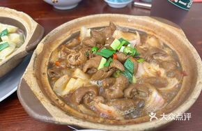 Spicy Oil Pig Intestine Stew