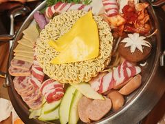 小木屋部队锅-恩你小木屋·韩式料理(假日广场店)