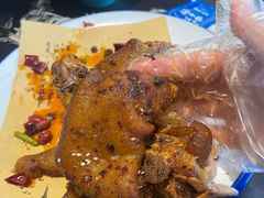 -川流不息·地道川菜·小龙虾(松东路店)