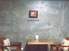 大堂-HIGH FIVE哈福手工汉堡(桂林路店)