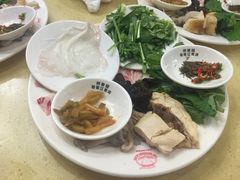 -桥香园云南过桥米线(金马碧鸡店)