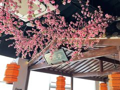 -荷塘秋月·本帮江浙菜(国权路店)