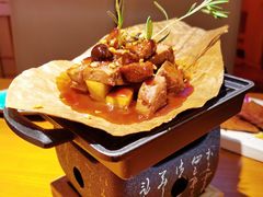 黑蒜牛肉蒲叶烧-有喜屋·深夜食堂(北京西路店)
