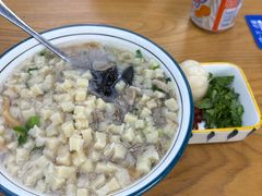 羊肉泡馍-东关吉祥西安腊汁肉夹馍(健德门店)