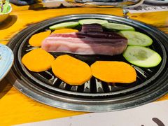 -唯成•韩国炭火烤肉 유성고기