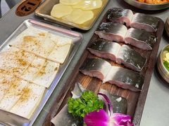 金牌鳗鱼半条-围炉肉舍•炭烤活鳗•丹东海鲜烤肉(步行街店)