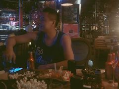 -胡桃里乐队酒馆(鎏嘉码头店)