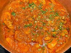 铜锅油焖鸡-Ameigo梅果·云贵川bistro(长宁来福士店)