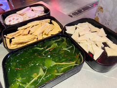 -令狐冲·炭烤活鱼(宝龙店)