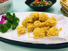 -丁里羊肉小镇(天鹅湖总店)