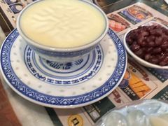 -广信牛奶甜品世家(台东店)