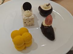 -晶丽香榭自助餐(南京大饭店)