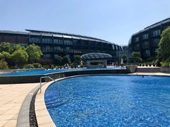 -上海滴水湖皇冠假日酒店