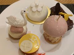 -鲁商铂尔曼大酒店·铂丽自助餐厅