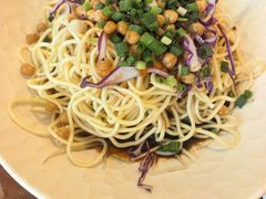 -老鼎万春卤菜(五代传承创始老店)