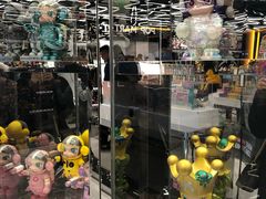 -泡泡玛特POPMART(侨福芳草地店)