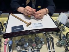 -亨得利钟表商店