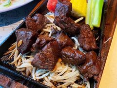 -穹六人间 people 6(岳阳路店)