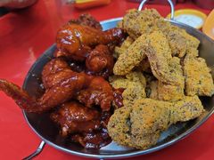 -BHC炸鸡(明洞总店)