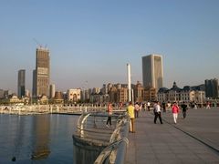 -东港音乐喷泉广场