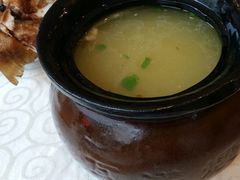 -老周记海鲜餐饮服务有限公司(旗舰店)