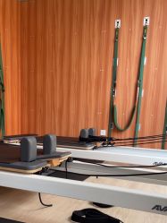 -一伽瑜伽·普拉提