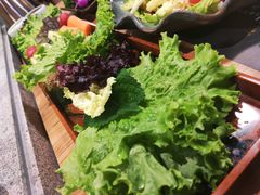 生菜拼盘-黑牛の店·和牛烧肉(大悦城店)