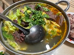 -闫家驴肉老店(华电一校店)